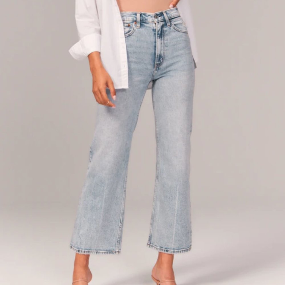 27 LONG Ultra High Rise Cropped Wide Leg Jeans